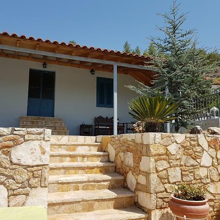 Nafplio Cozy Mountain Cottage ภายนอก รูปภาพ