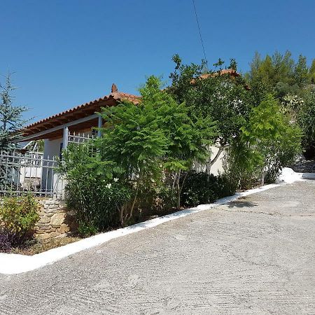 Nafplio Cozy Mountain Cottage ภายนอก รูปภาพ