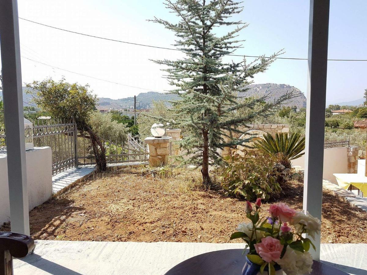 Nafplio Cozy Mountain Cottage ภายนอก รูปภาพ