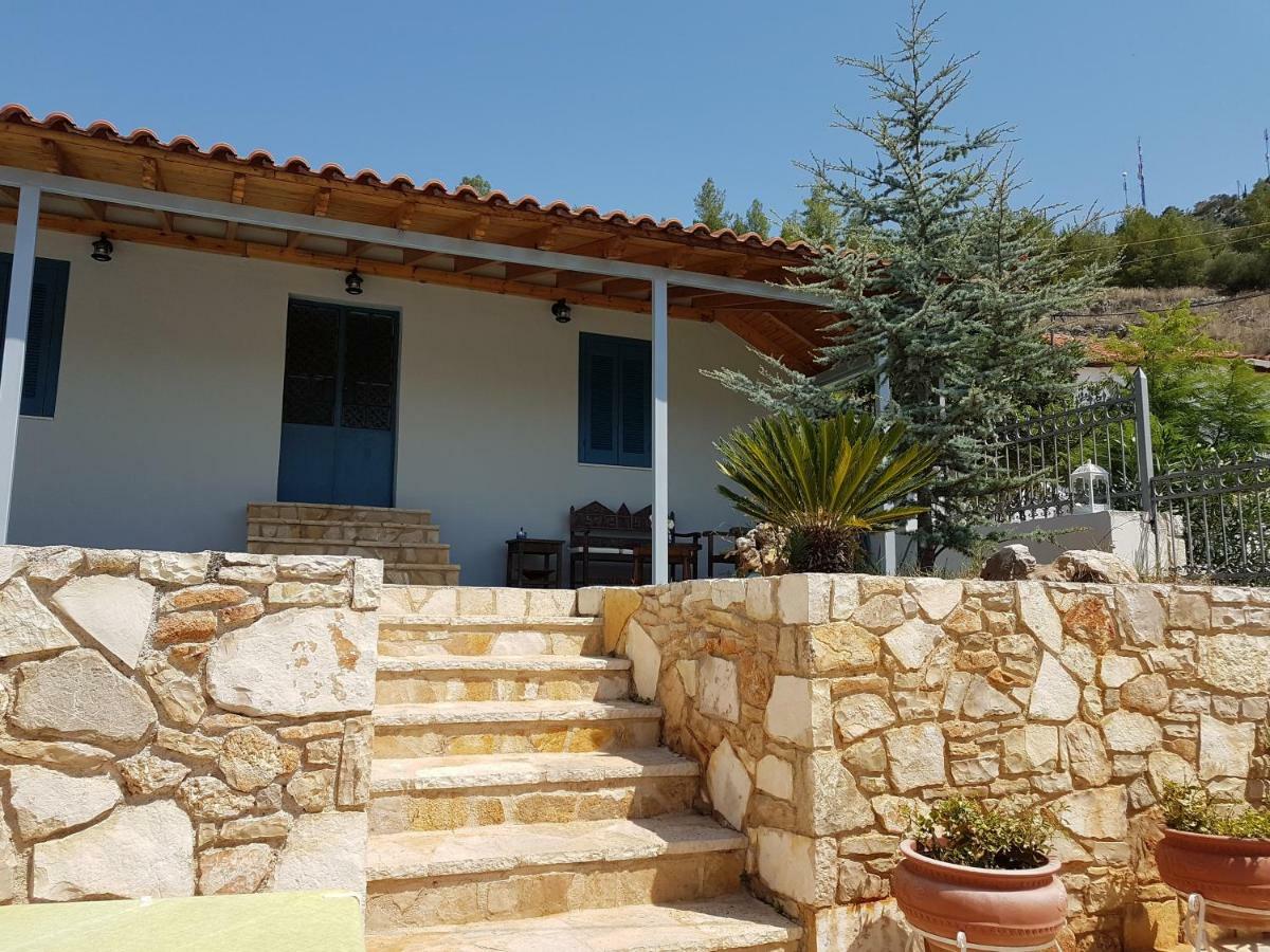 Nafplio Cozy Mountain Cottage ภายนอก รูปภาพ