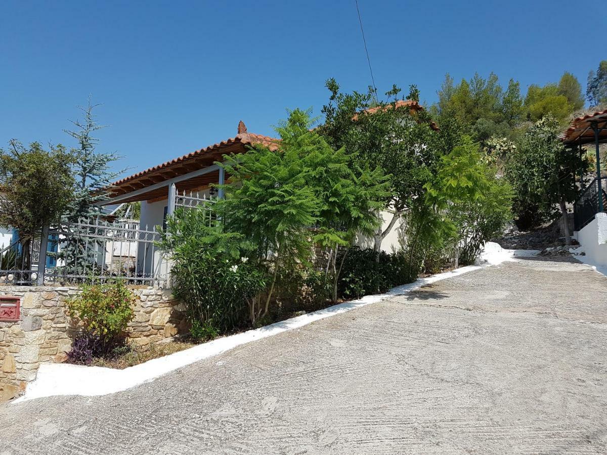 Nafplio Cozy Mountain Cottage ภายนอก รูปภาพ